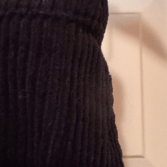 Forever 21 Black corduroy straight leg 5 pocket Jeans - Picture 5 of 8